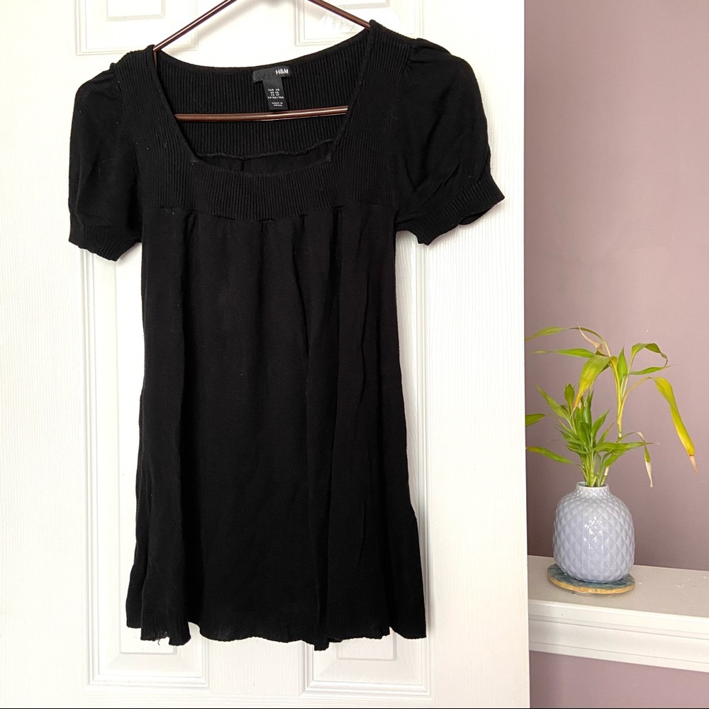 H&M flowy puff sleeve square neck sweater blouse